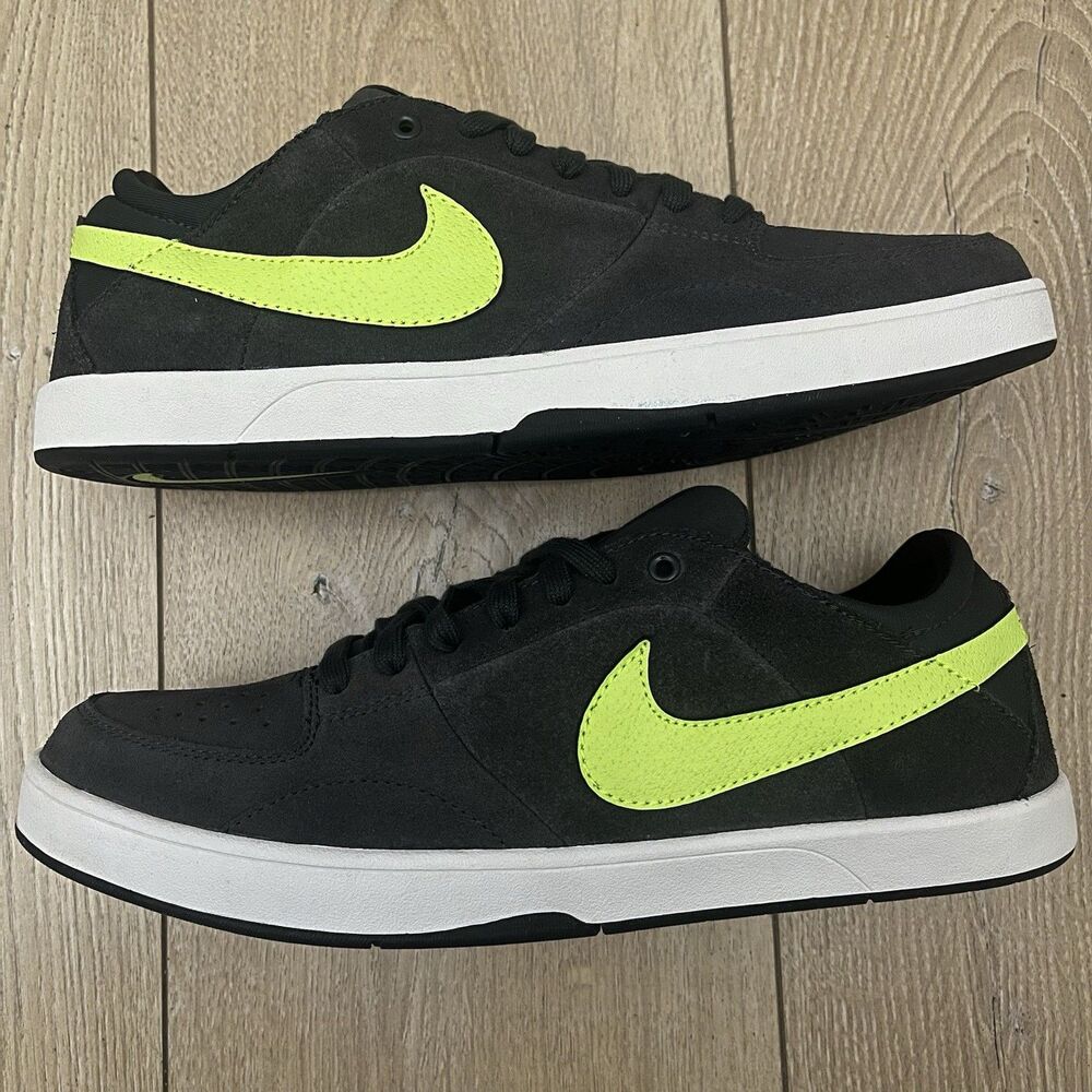 Nike Mavrk 3 Anthracite Volt Black (2012) Size 10 Men's Skate Shoes Sneakers